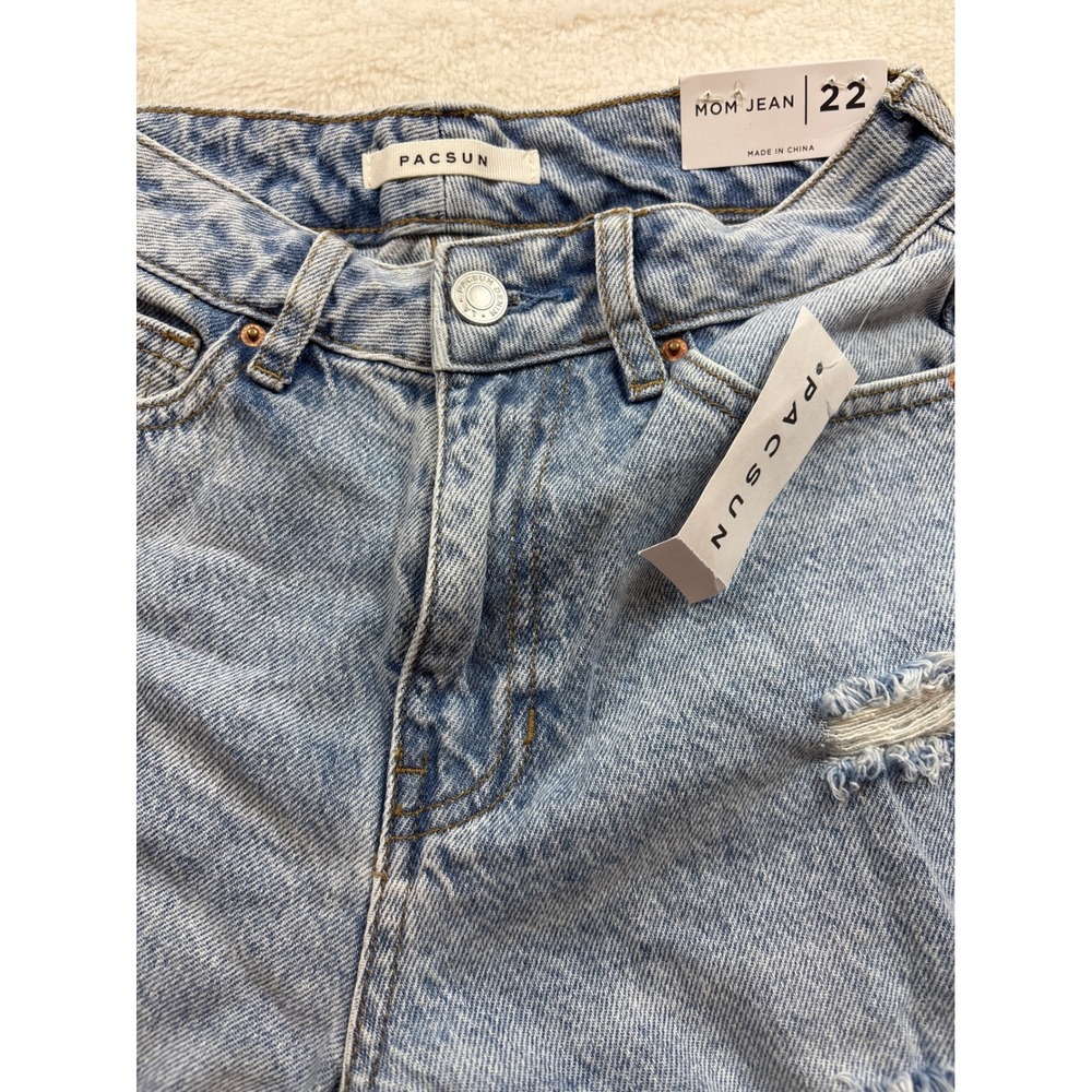 PacSun Mom Jeans Light Wash Distressed Ripped High Waisted Denim Womens 22 - Picture 2 of 3